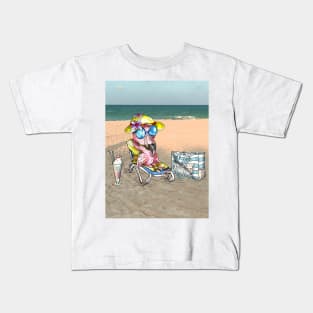 happy pink flamingo Kids T-Shirt